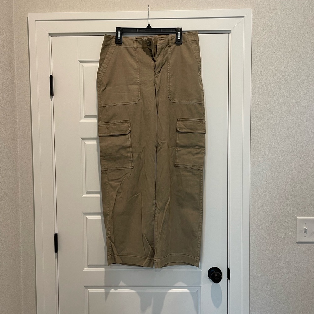 Universal Threads Cargo Pants